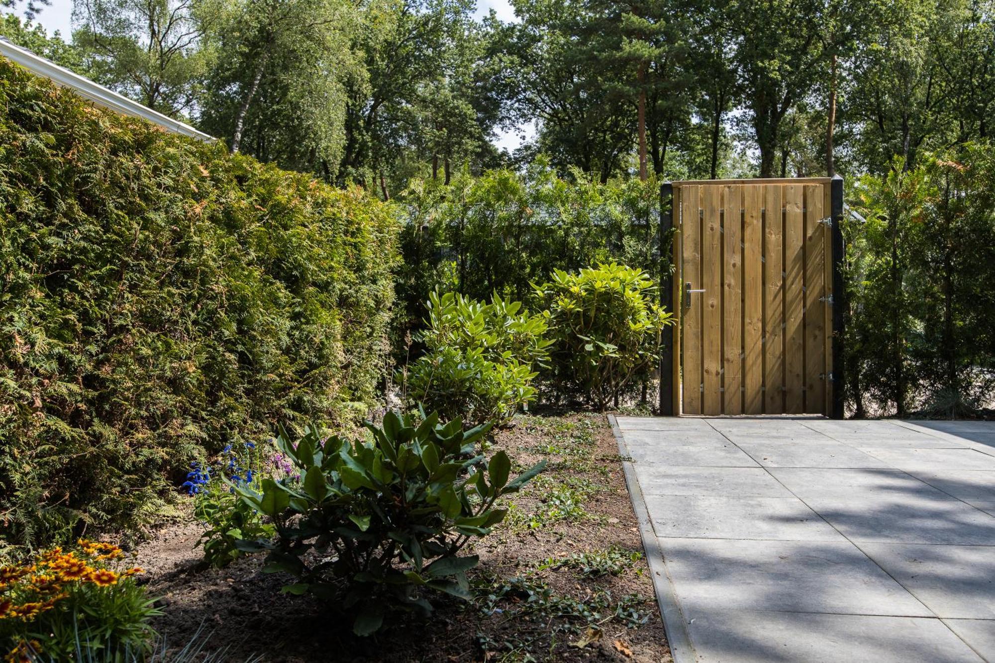 Veluwe Hoenderloo Luxury Chalet With Private Sauna And Hot Tub - Swimming Pool Tennis Court Supermarket Bowling Alley Theatre And Entertainment For Children Ngoại thất bức ảnh