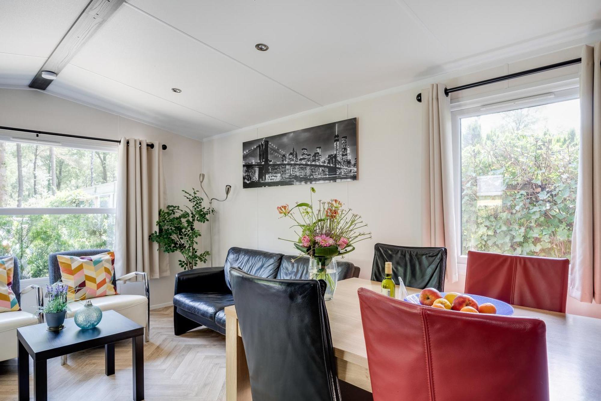 Veluwe Hoenderloo Luxury Chalet With Private Sauna And Hot Tub - Swimming Pool Tennis Court Supermarket Bowling Alley Theatre And Entertainment For Children Ngoại thất bức ảnh